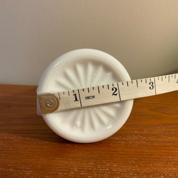 Vintage Anchor Hocking Milk Glass Stars & Bars 6” Bud Vase - Picture 14 of 14